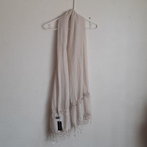NWOT fashion scarf color bone